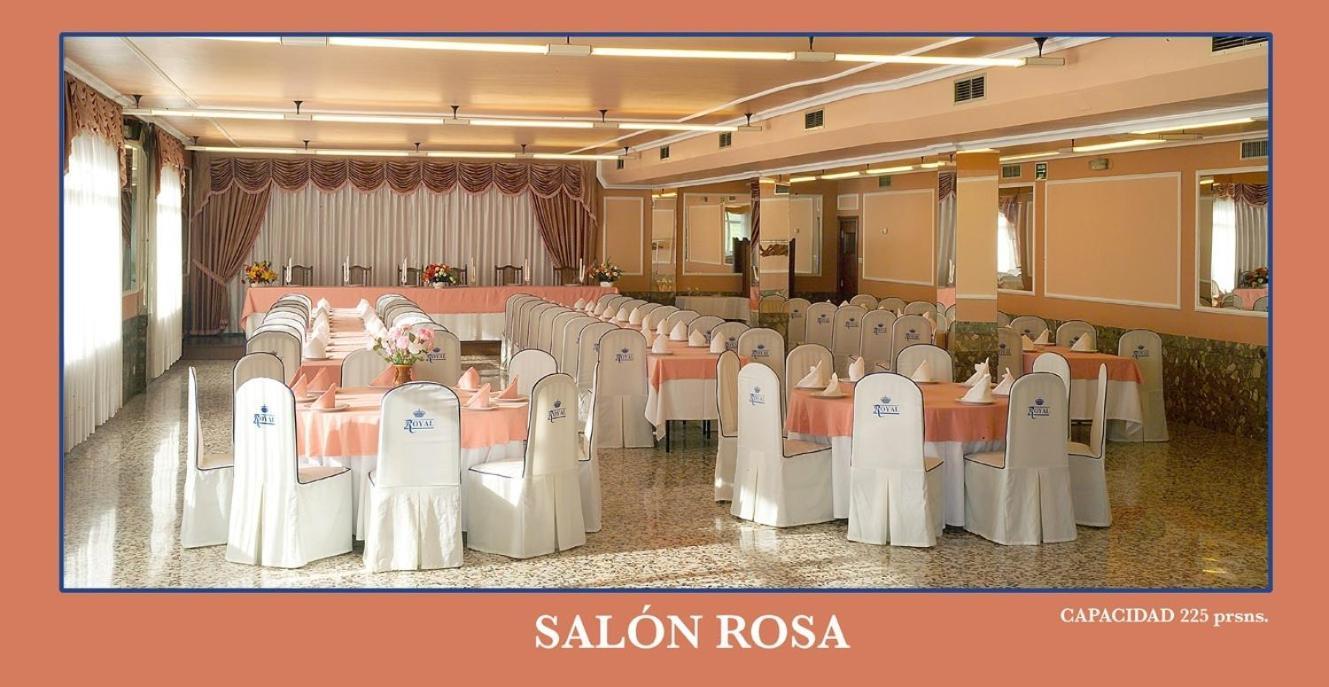 Hotel Royal Llanera  Buitenkant foto