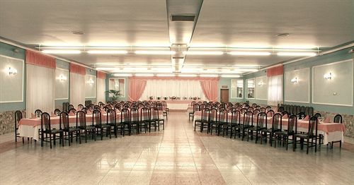 Hotel Royal Llanera  Buitenkant foto